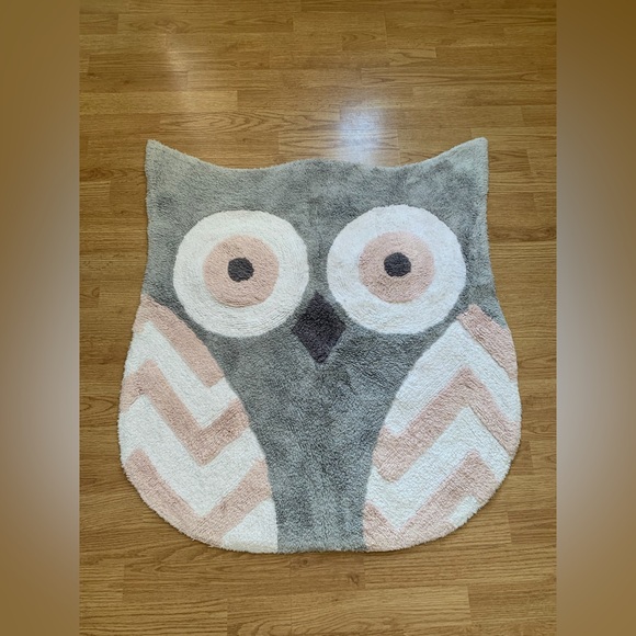 Other - Owl Shaped Bath Rug - Gray and Pink